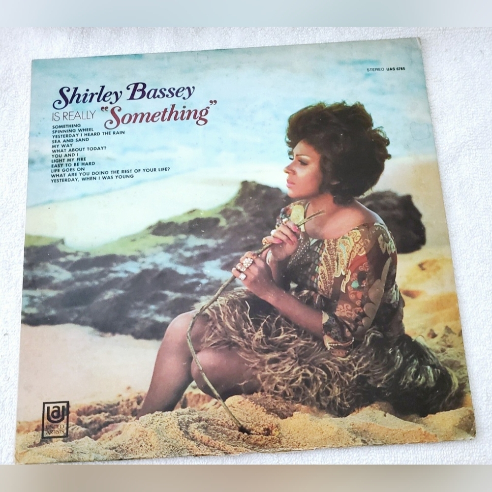 BOGO Shirley Bassey Is Really "Something" Vinyl Record Vintage Album LP